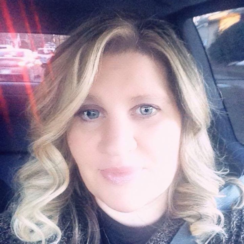 Meet your Posher, Jenelle